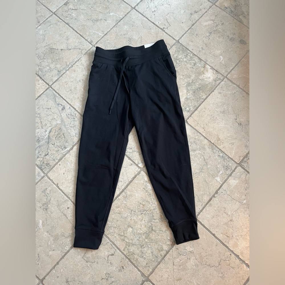 American eagle women’s joggers size small NWT